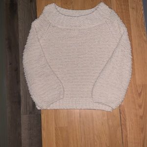 A puffy sweater worn again only a few times. Cold water when washing and no dry.